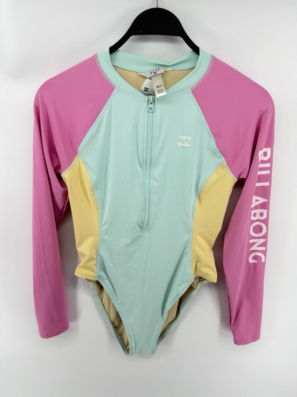 Billabong Women's L Long Sleeve Swimsuit Bodysuit Rash Guard 1 Pc Tropic NWT